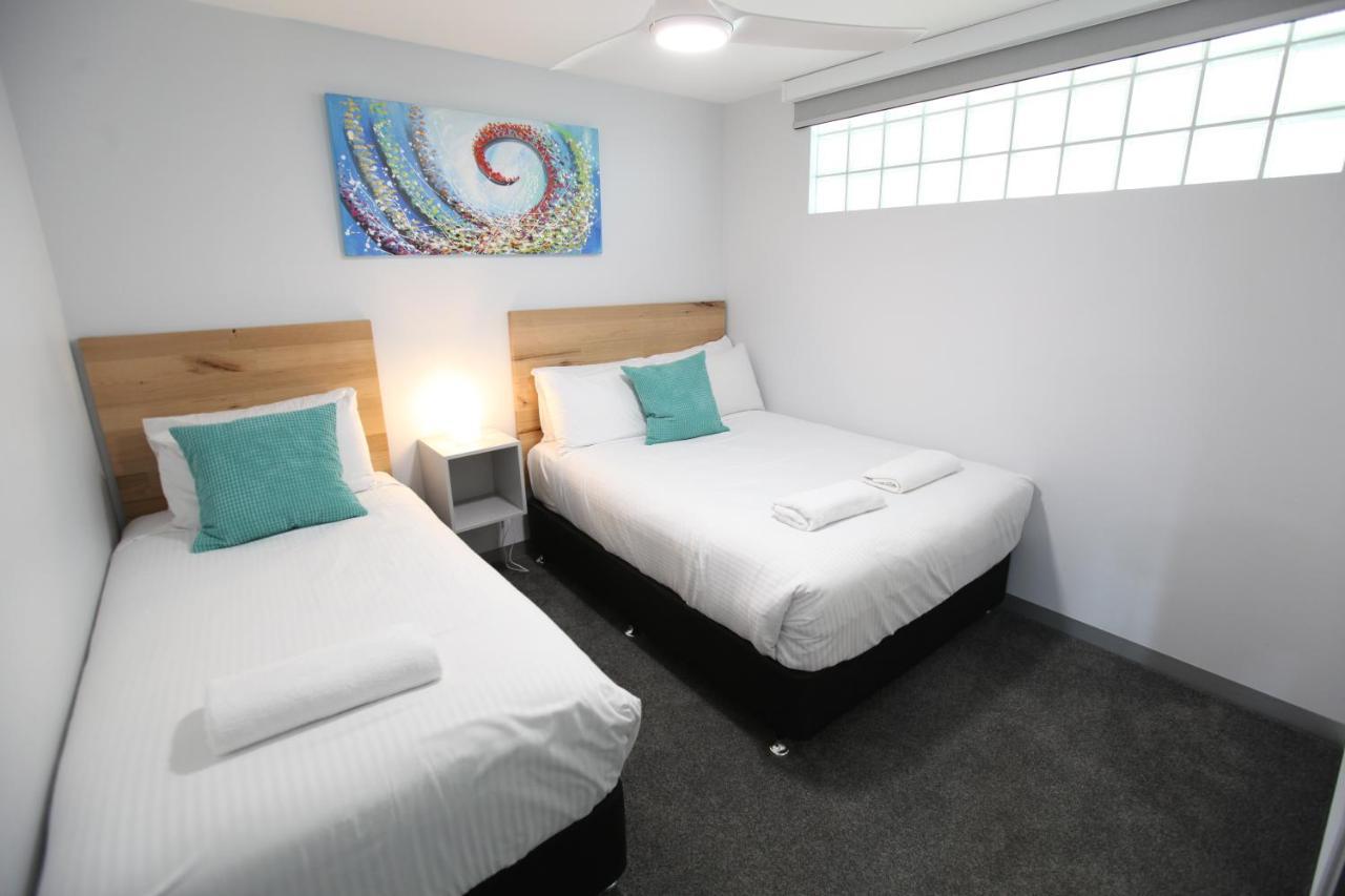 Grand Palais Boolarong Beachside Apartments Alexandra Headland Exteriör bild