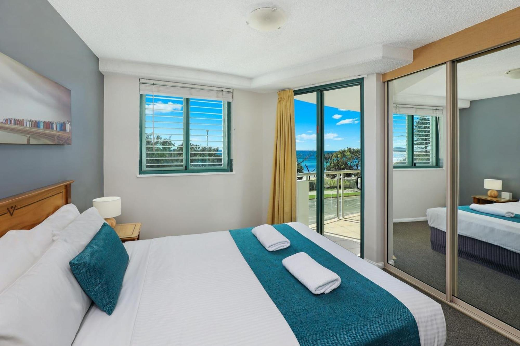 Grand Palais Boolarong Beachside Apartments Alexandra Headland Exteriör bild