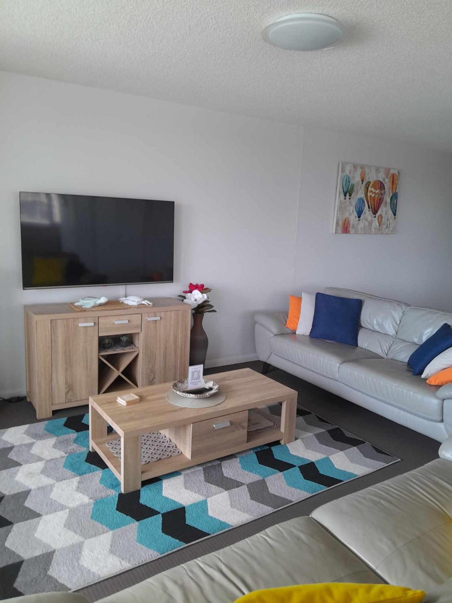 Grand Palais Boolarong Beachside Apartments Alexandra Headland Exteriör bild