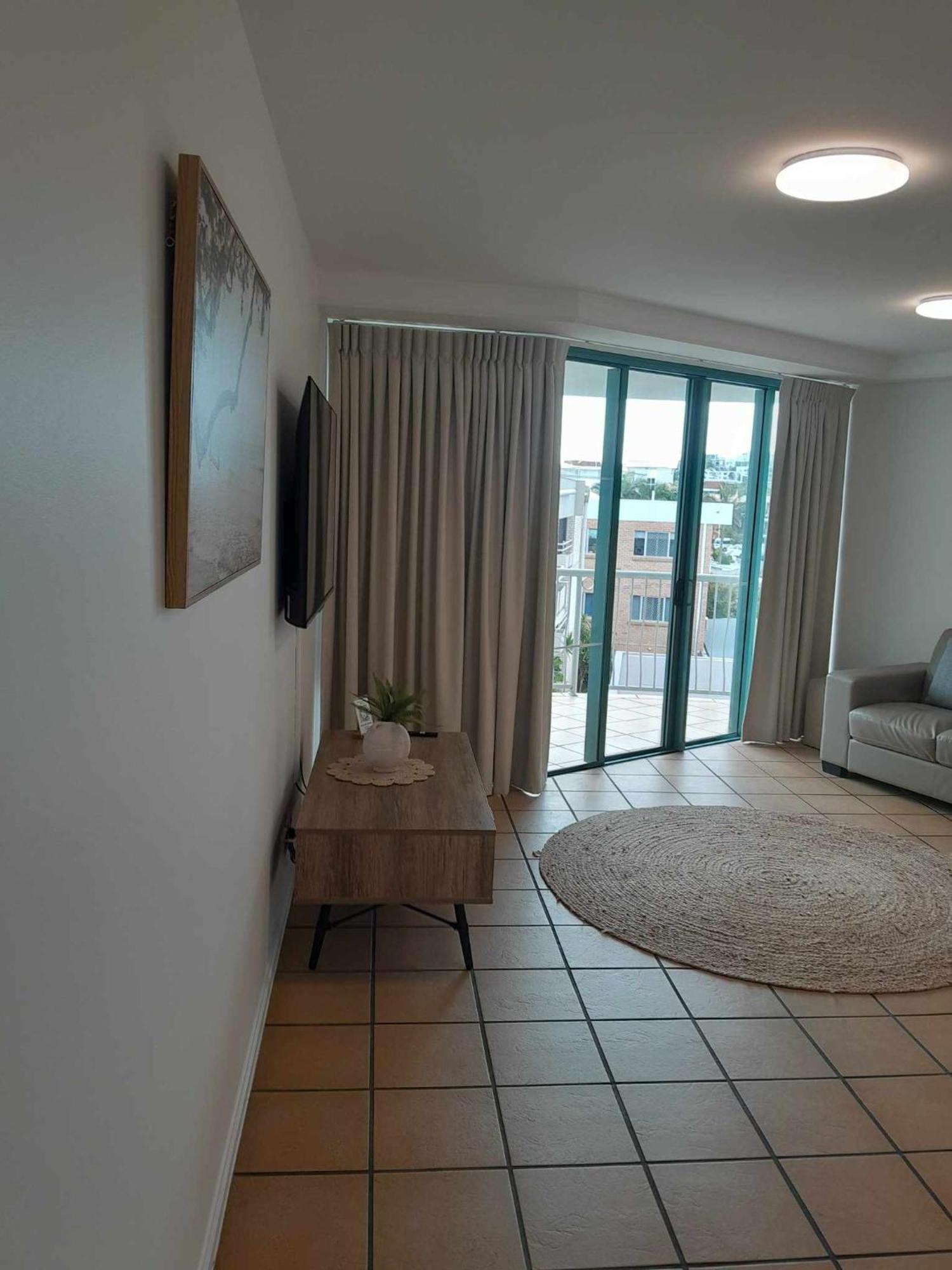 Grand Palais Boolarong Beachside Apartments Alexandra Headland Exteriör bild