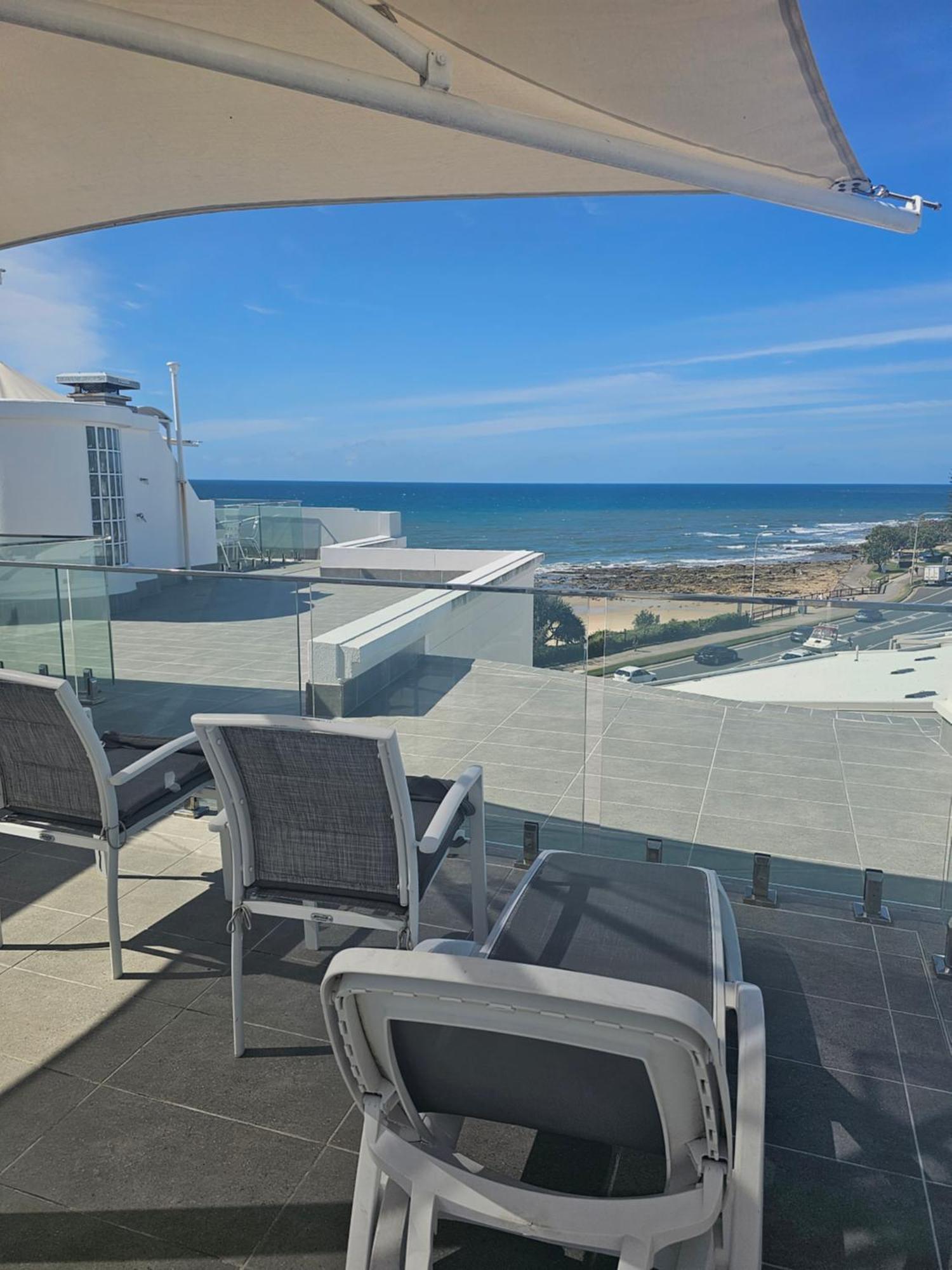 Grand Palais Boolarong Beachside Apartments Alexandra Headland Exteriör bild